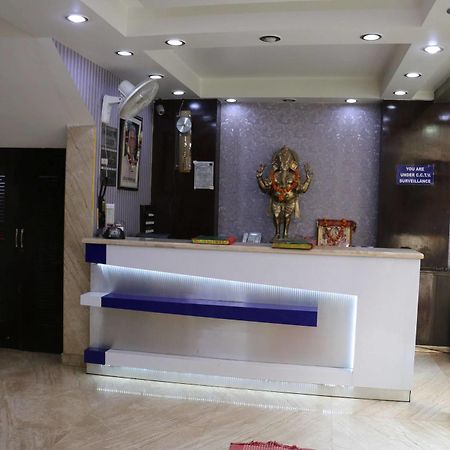 Hotel Seven Seas Inn New Delhi Exterior photo